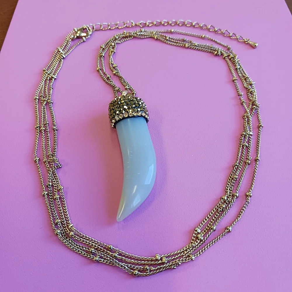Crystal pave horn necklace